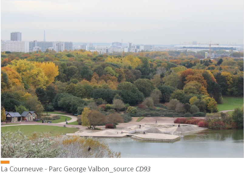 Vue depuis la butte du parc Georges Valbon (dit parc de la Courneuve)
